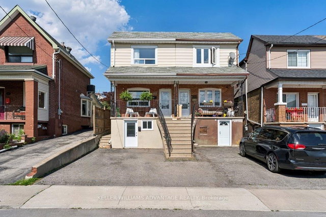 203 Blackthorn Avenue