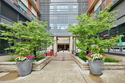 Condo leased at 601-35 Fontenay Court, Toronto, Ontario, M9A 0E2 - Edenbridge-Humber Valley - MLS: W13449828