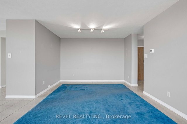 403 - 1360 Rathburn Road E