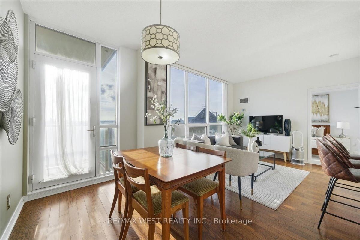 2240 W Lake Shore Boulevard • #3302 • Toronto, ON photo 11