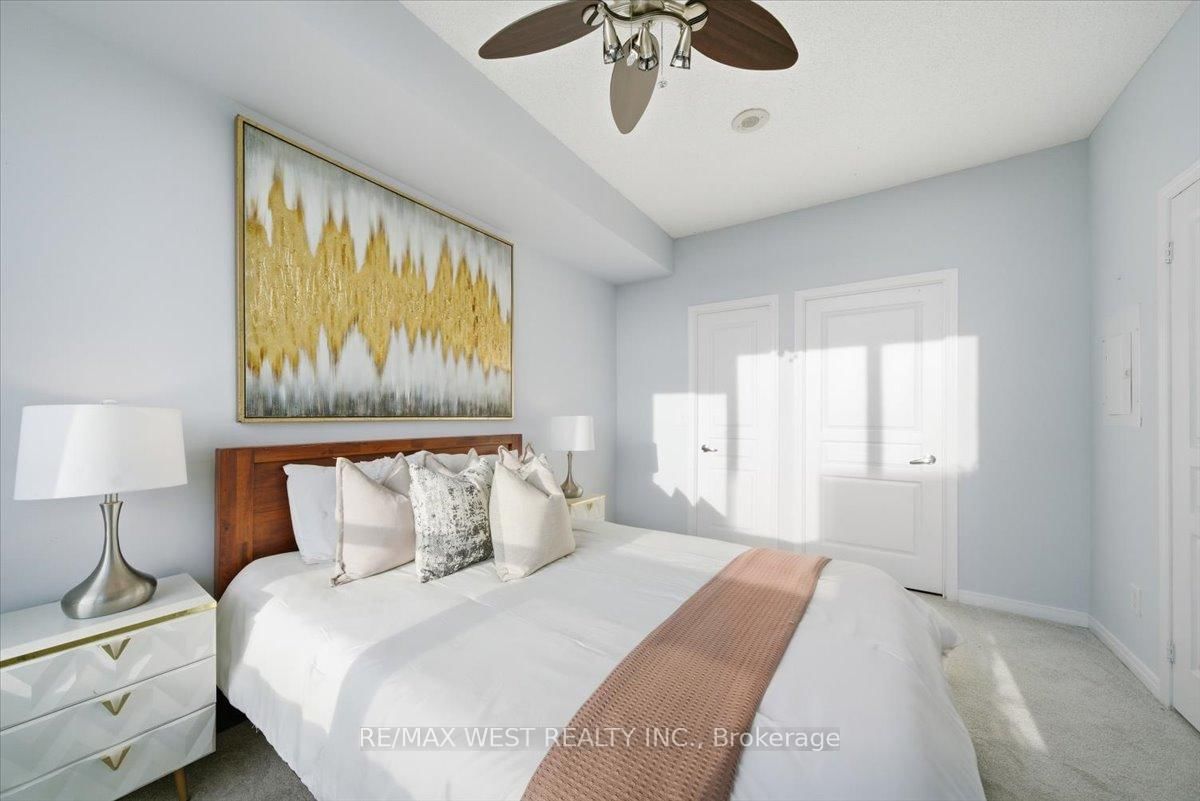 2240 W Lake Shore Boulevard • #3302 • Toronto, ON photo 13