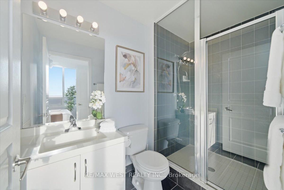 2240 W Lake Shore Boulevard • #3302 • Toronto, ON photo 14