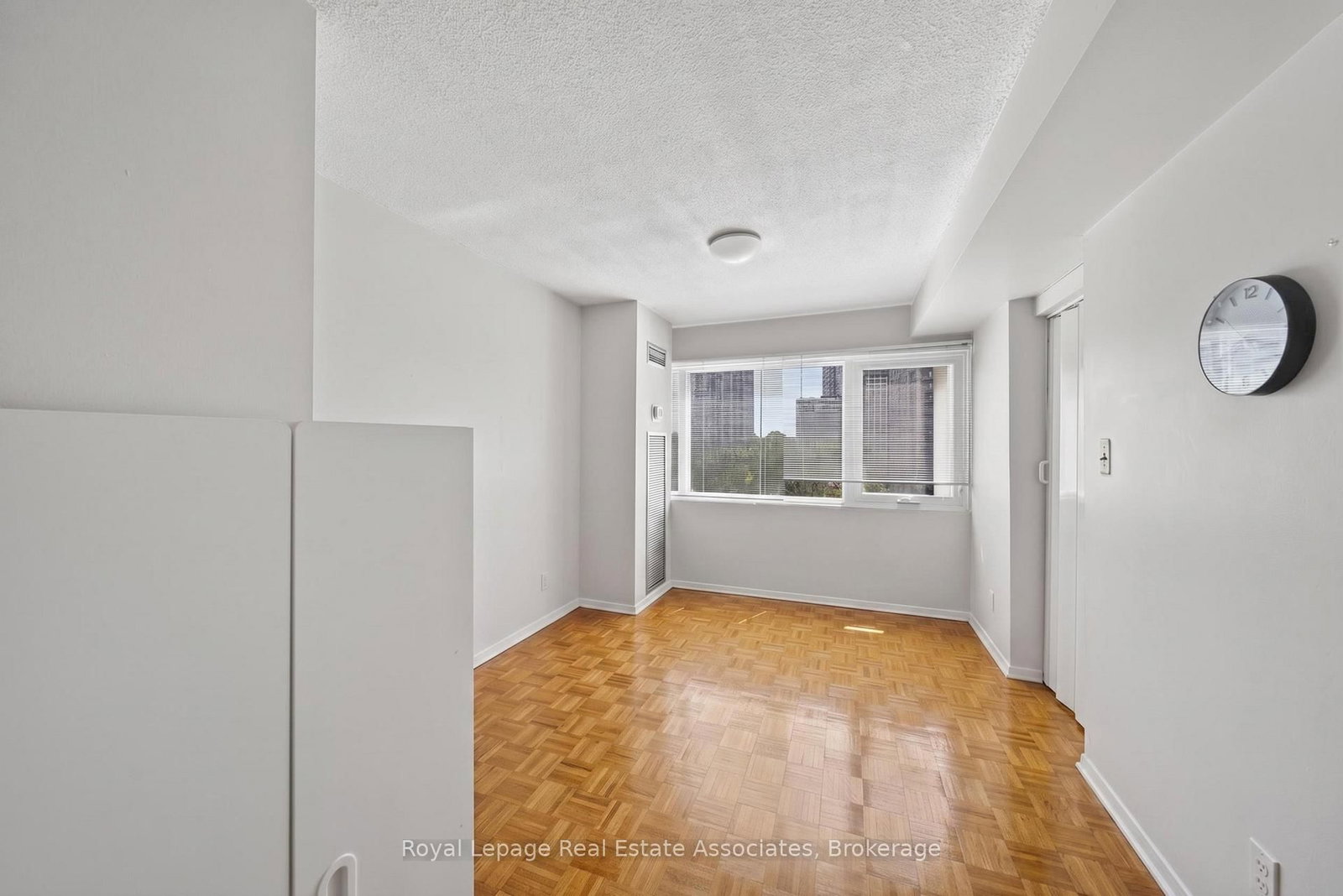 1580 Mississauga Valley Boulevard • #901 • Mississauga, ON photo 12