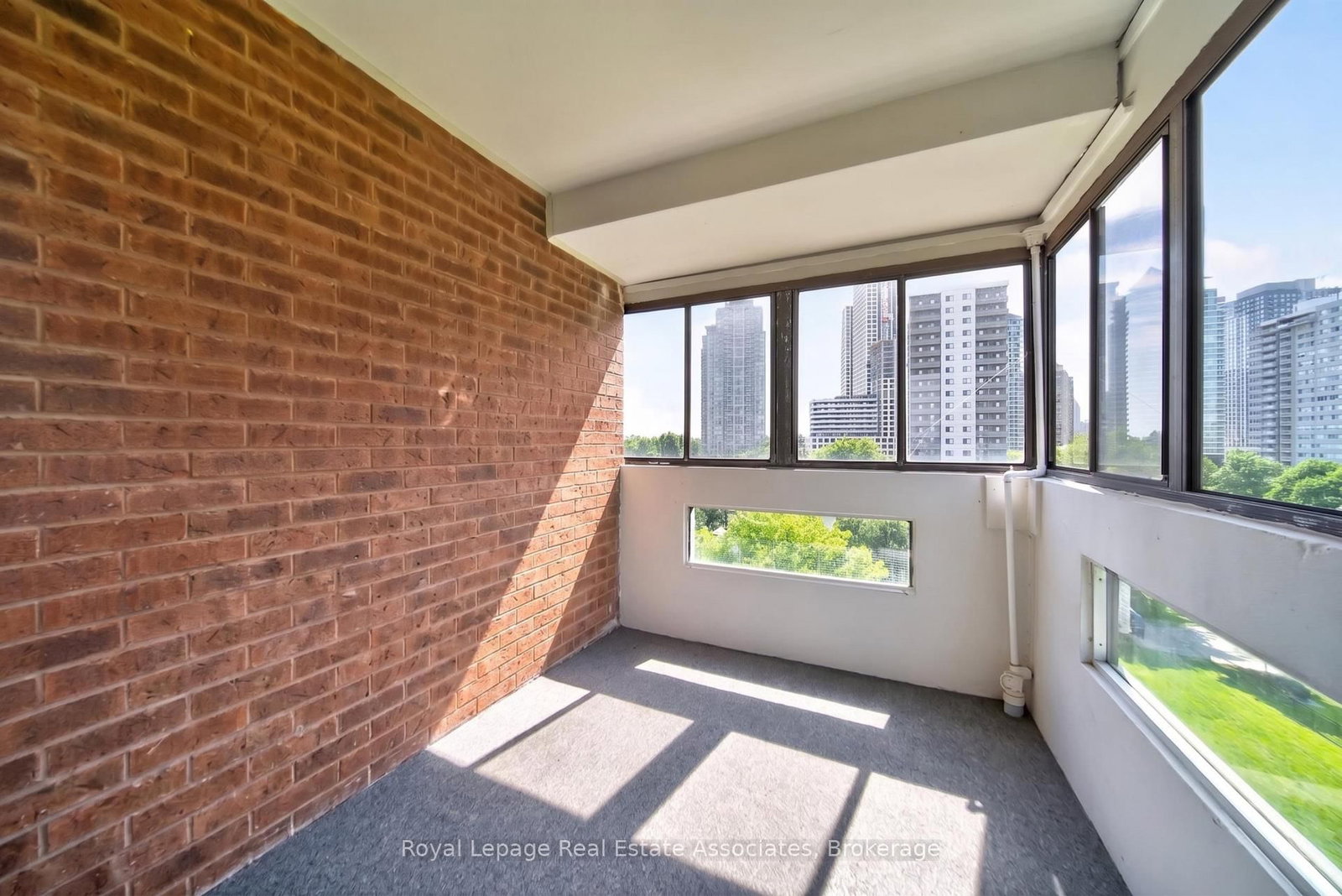 1580 Mississauga Valley Boulevard • #901 • Mississauga, ON photo 20