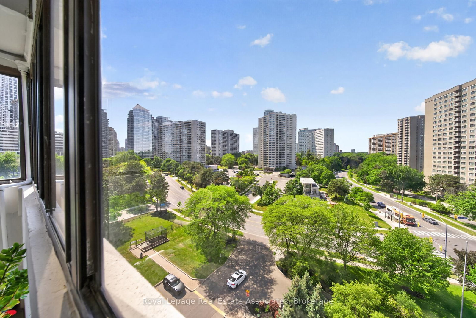 1580 Mississauga Valley Boulevard • #901 • Mississauga, ON photo 23