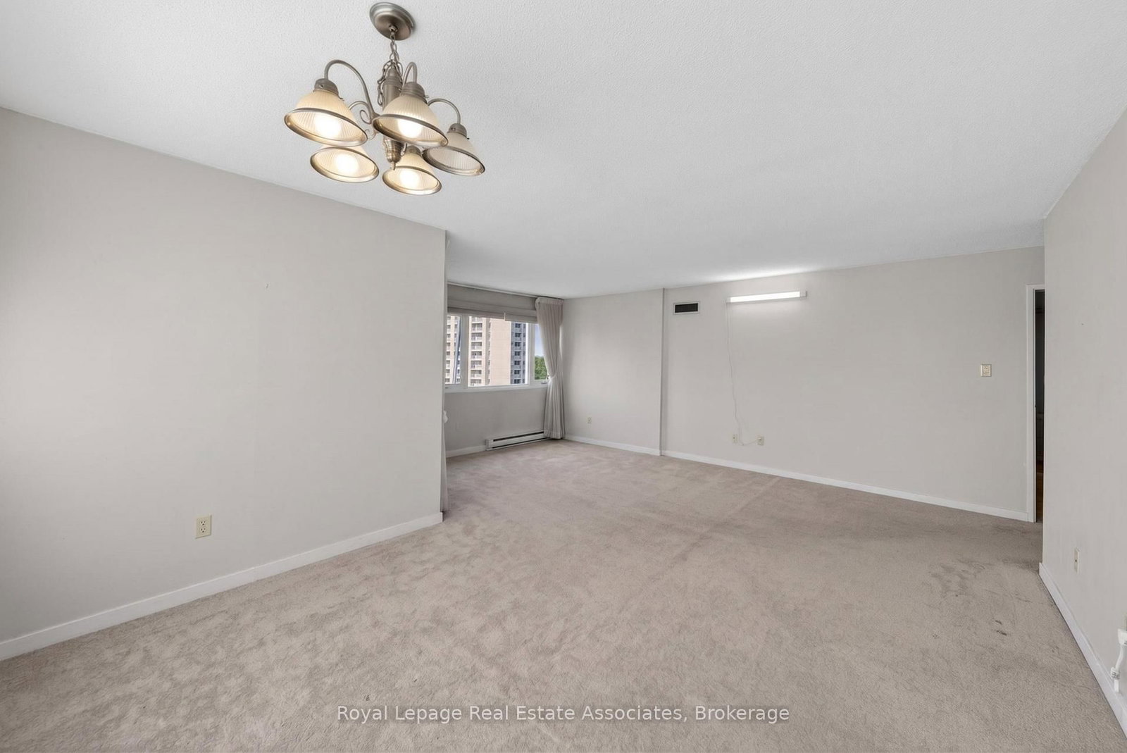 1580 Mississauga Valley Boulevard • #901 • Mississauga, ON photo 4