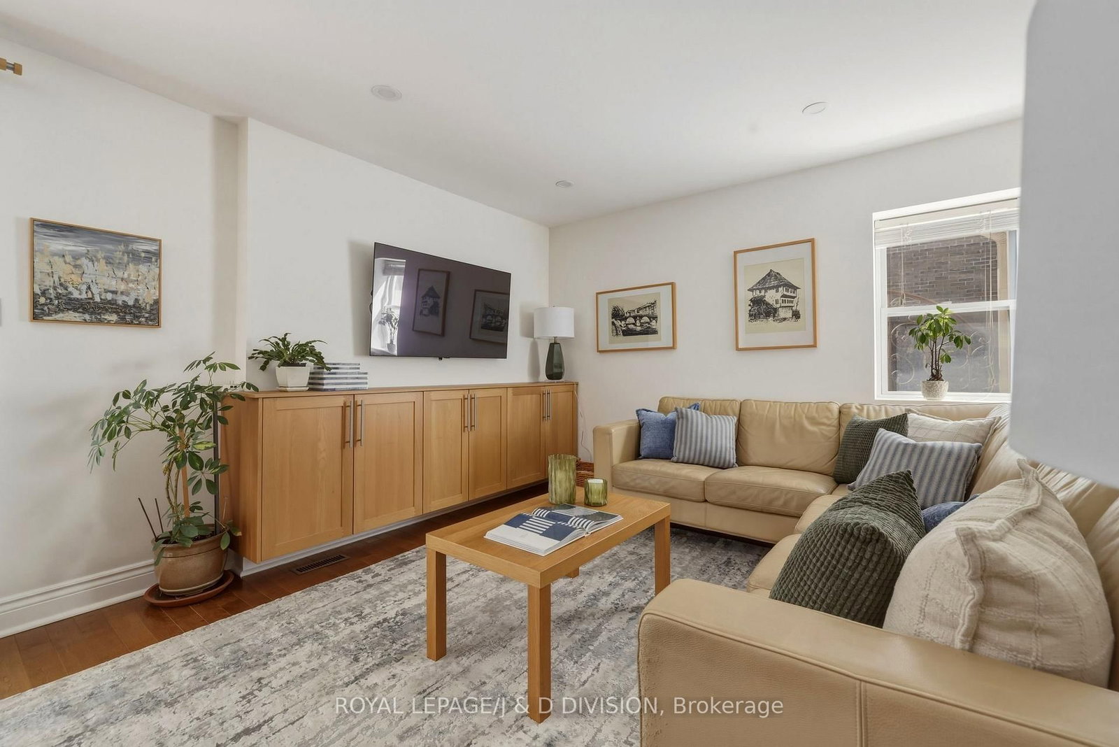 111 Warwood Road • Toronto, ON photo 15