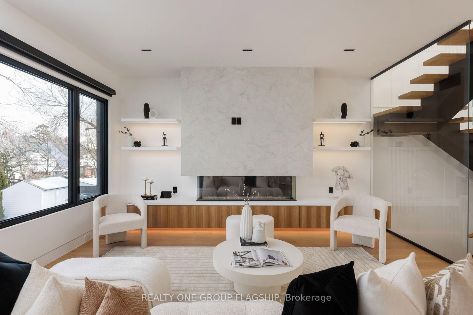 7 Bentley Drive • Toronto, ON photo 13