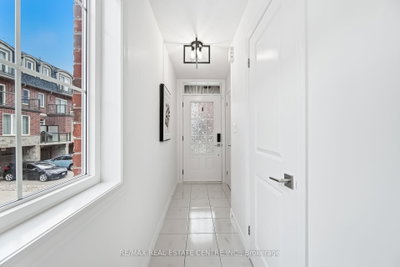 Unit 133 — 445 Ontario Street S — photo 5