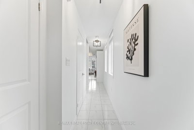 Unit 133 — 445 Ontario Street S — photo 6