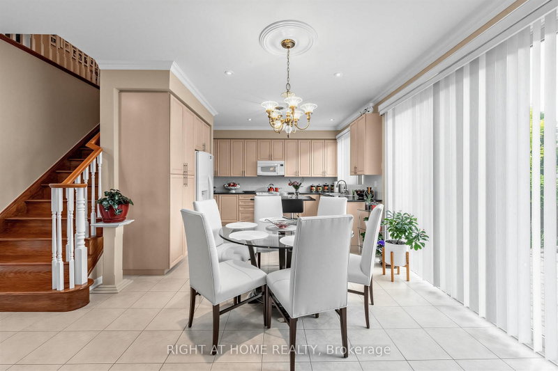 1098 Hepburn Milton,ON L9T 6X5 — Photo 11