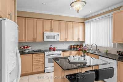 1098 Hepburn Milton,ON L9T 6X5 — Photo 13