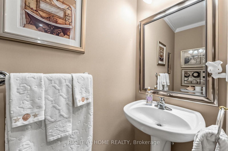 1098 Hepburn Milton,ON L9T 6X5 — Photo 15
