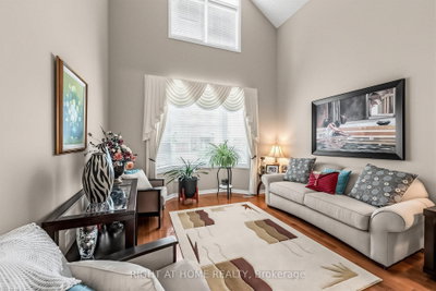 1098 Hepburn Milton,ON L9T 6X5 — Photo 6
