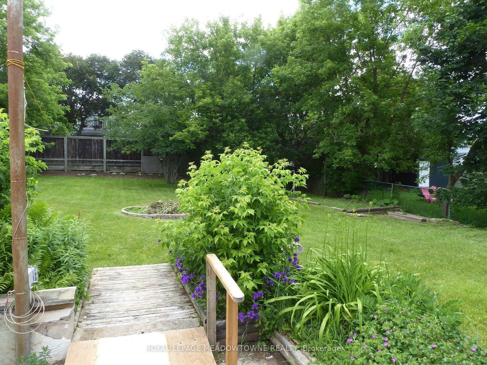 43 Cobblehill Road • Halton Hills, ON photo 33