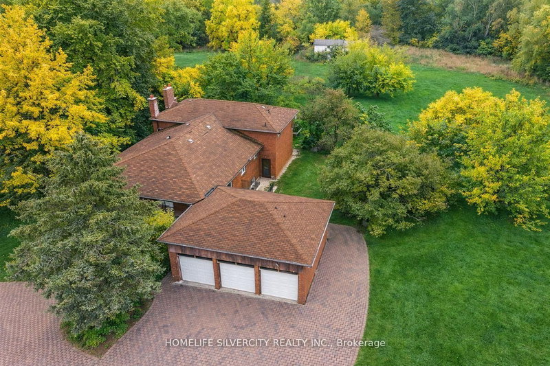 4395 Castlemore Road