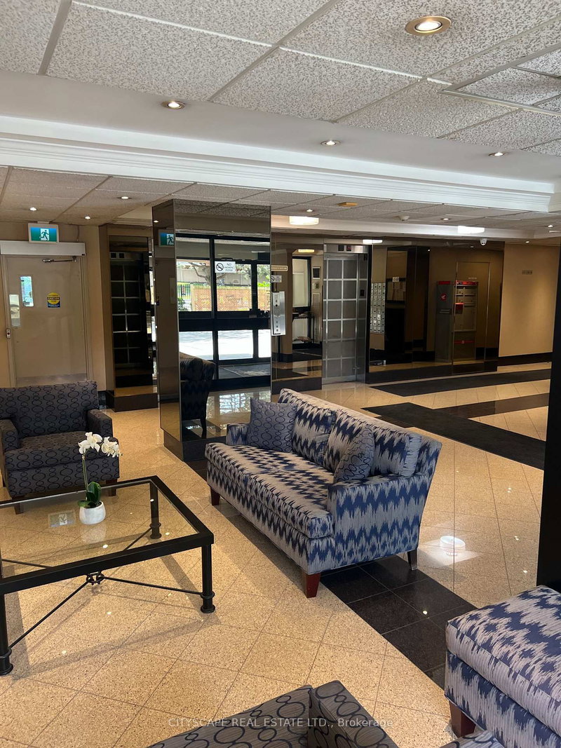 208 - 1300 Mississauga Valley Boulevard