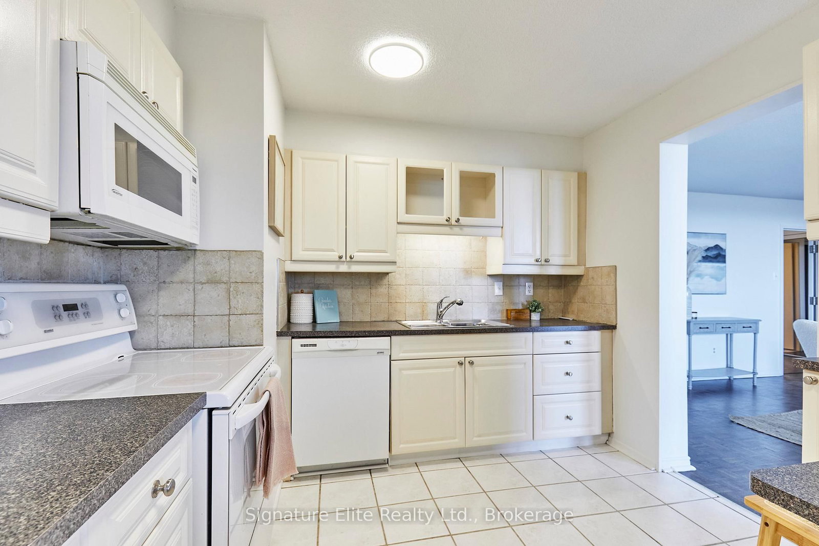 296 Mill Road • #E8 • Toronto, ON photo 18