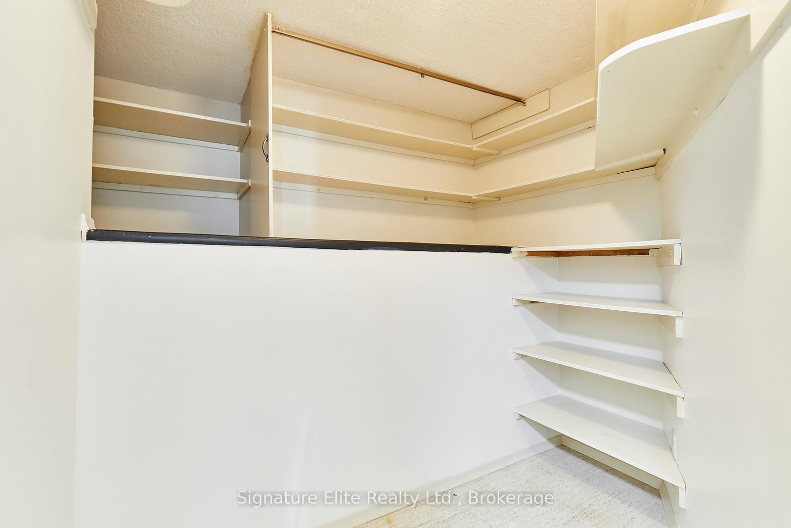 296 Mill Road • #E8 • Toronto, ON photo 38