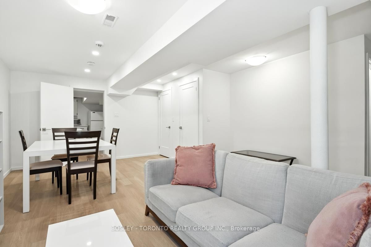146 Earlscourt Avenue, Unit Lower