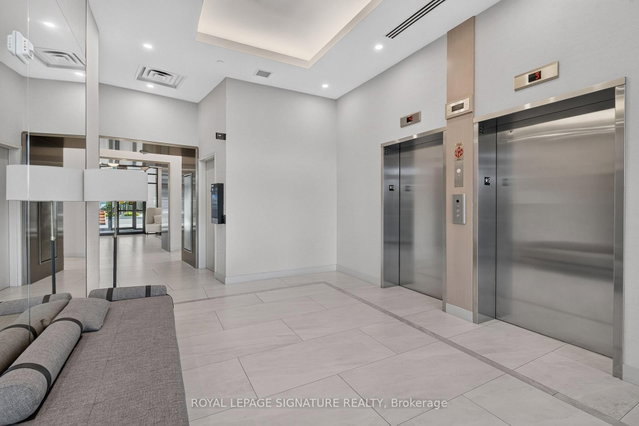 206 - 3265 Carding Mill Trail