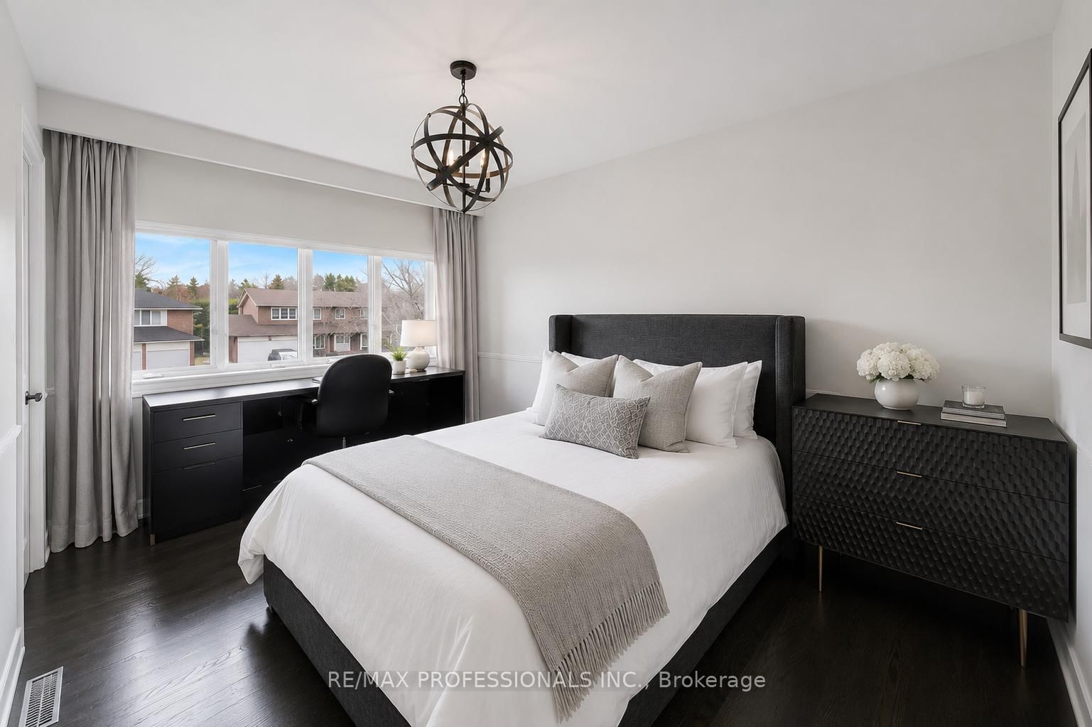 52 Courtsfield Crescent • Toronto, ON photo 30