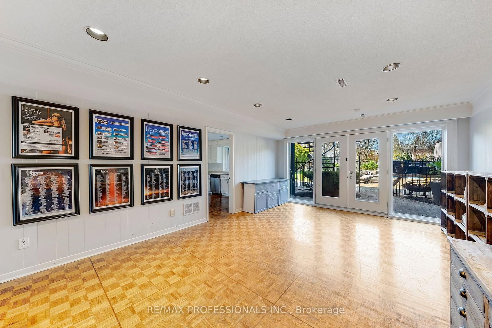 52 Courtsfield Crescent • Toronto, ON photo 34