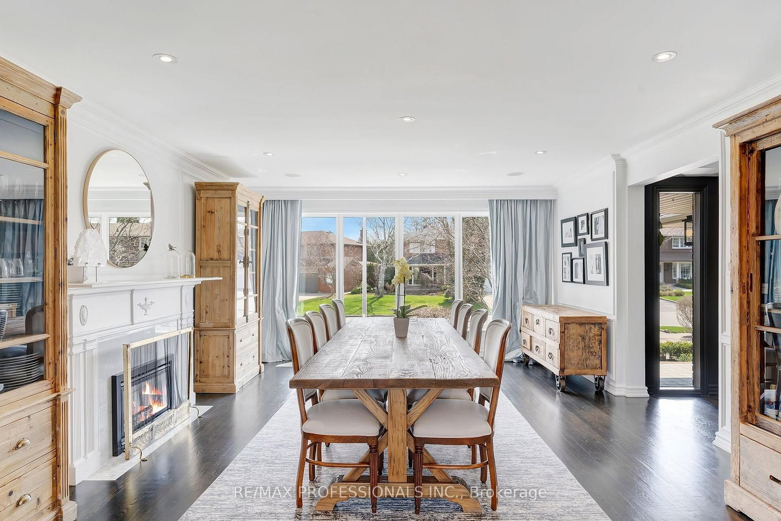 52 Courtsfield Crescent • Toronto, ON photo 8