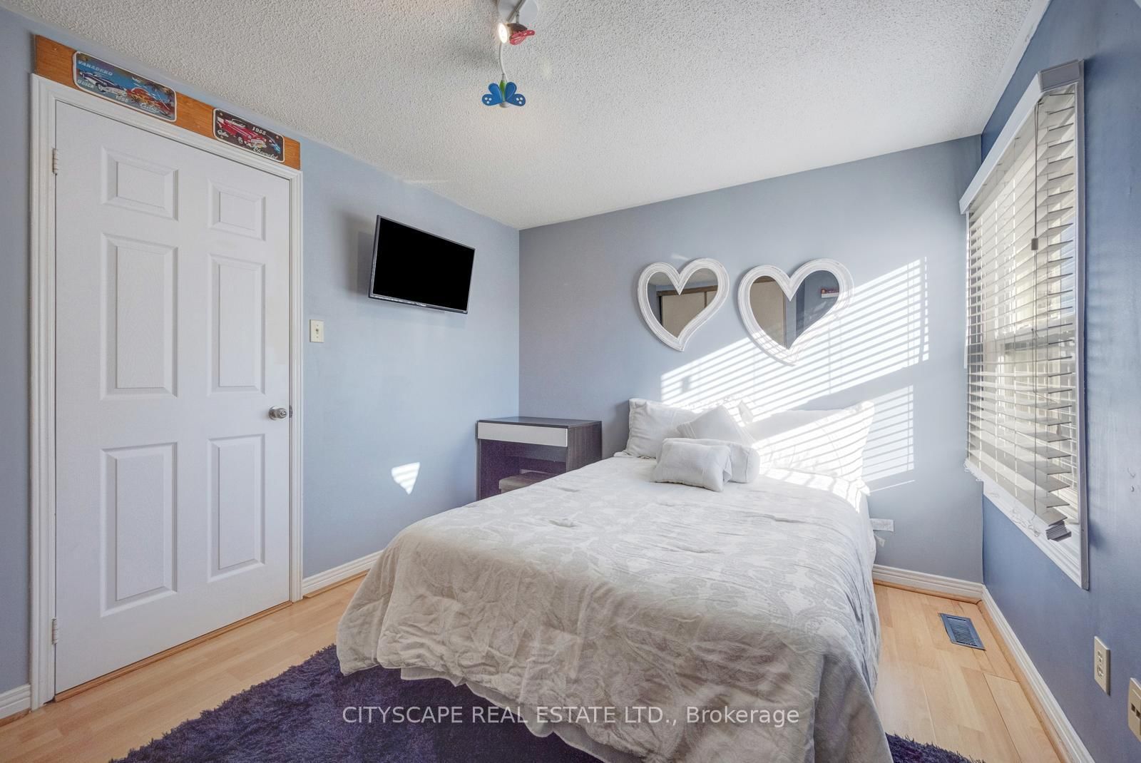301 Kingsbridge Garden • Mississauga, ON photo 34