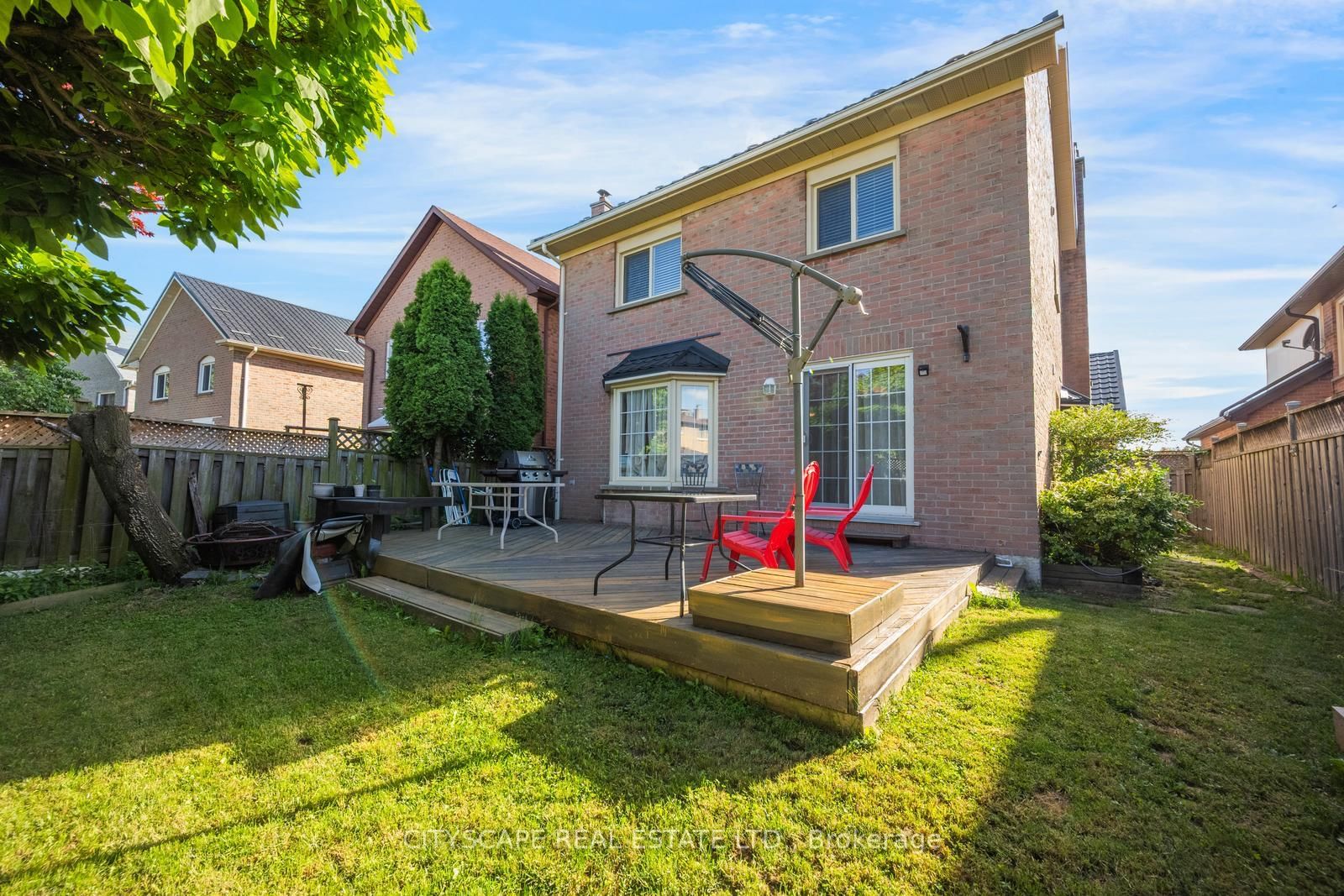 301 Kingsbridge Garden • Mississauga, ON photo 49