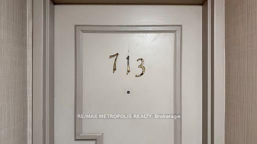 10 Martha Eaton Way • #713 • Toronto, ON photo 5