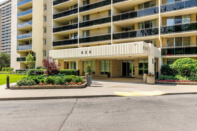 409 - 820 Burnhamthorpe Road