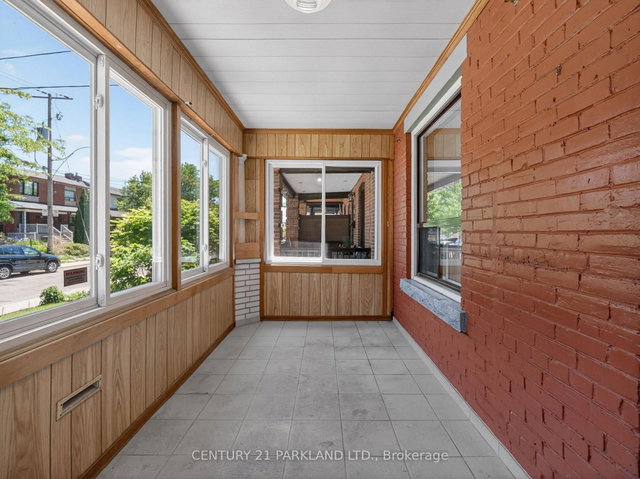 26 Earlscourt Avenue
