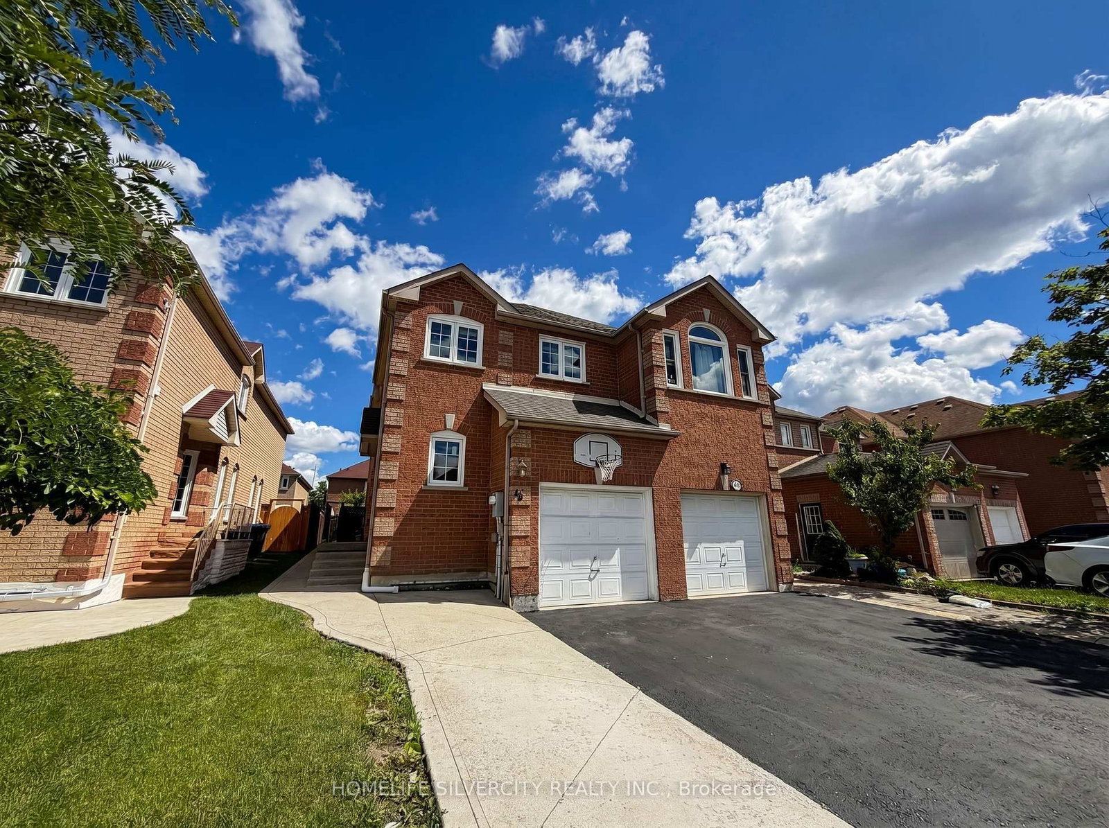 45 Piane Avenue • Brampton, ON photo 3