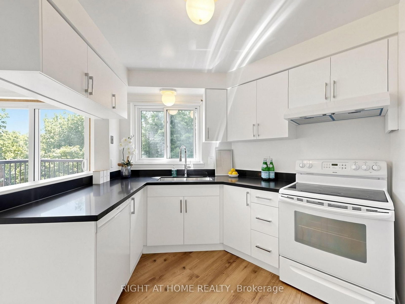 20 Budgell Terrace • #14 • Toronto, ON photo 14