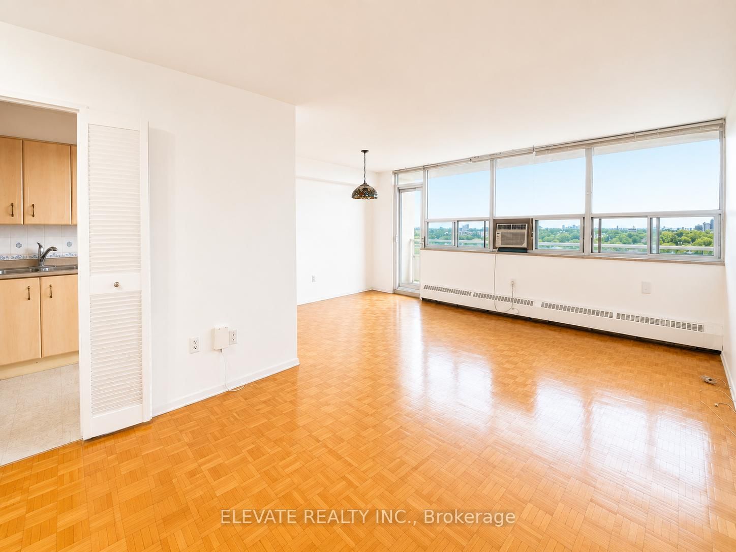 360 Ridelle Avenue, Unit 1714