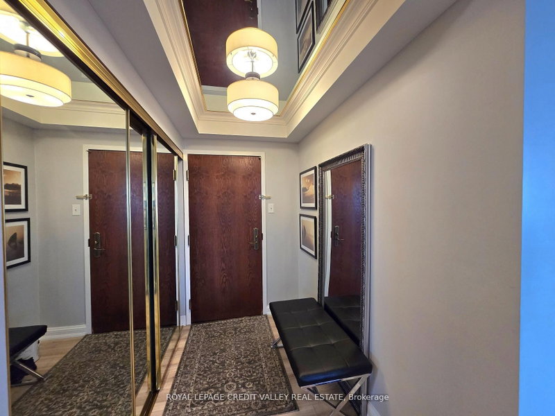 2101 - 24 Hanover Road