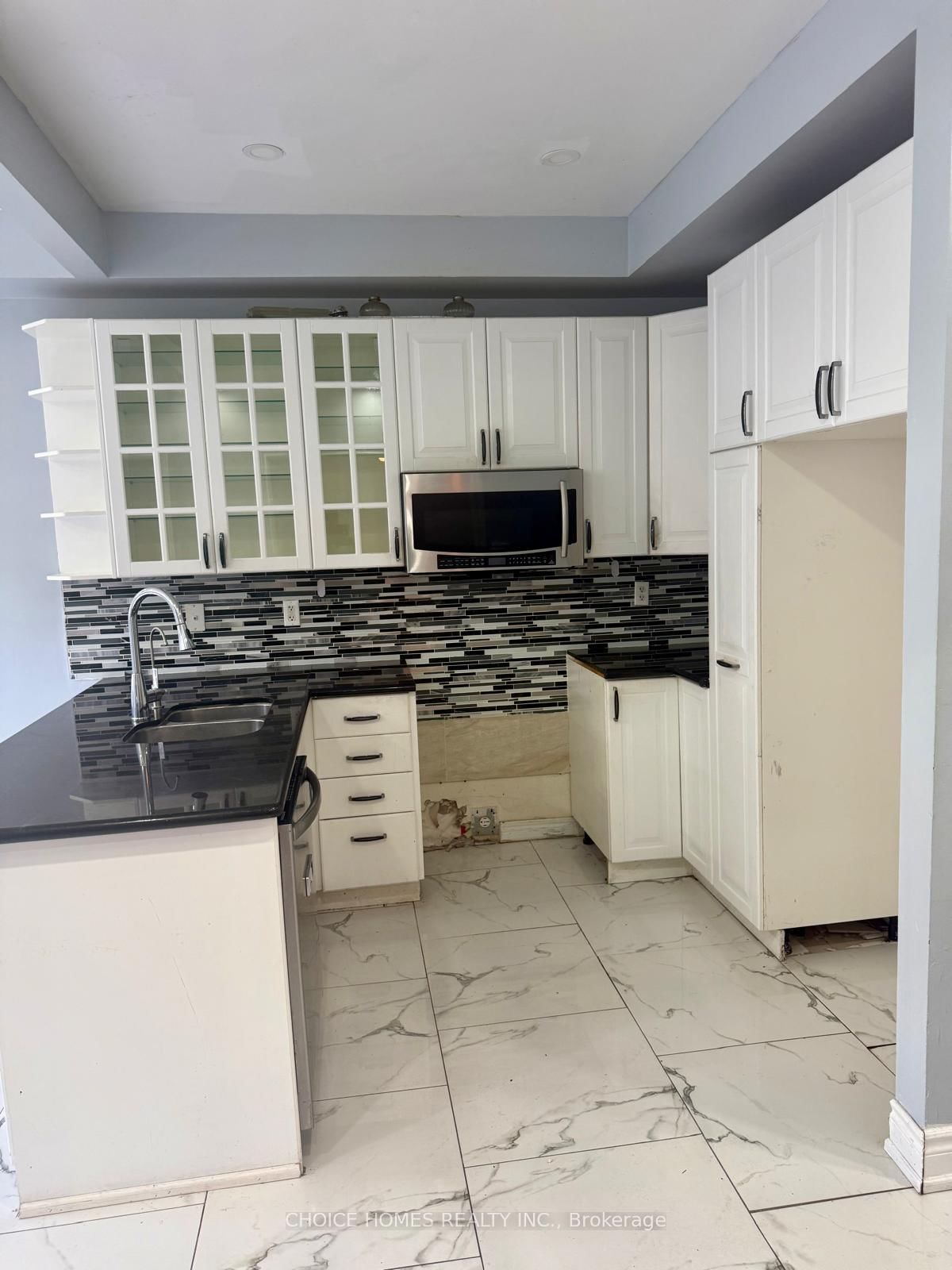 27 Savita Road • Brampton, ON photo 8