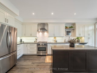 5 - 3071 Treadwells Drive