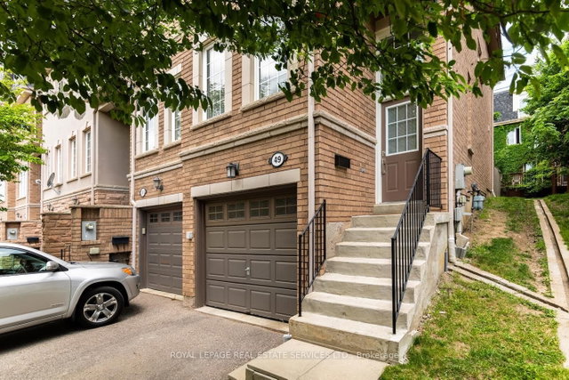 49 - 435 Hensall Circle