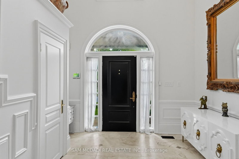 5481 Middleport Crescent