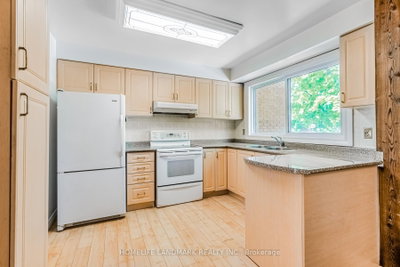 4165 Fieldgate Mississauga,ON L4W 2M9 — Photo 16