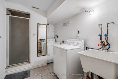 4165 Fieldgate Mississauga,ON L4W 2M9 — Photo 25