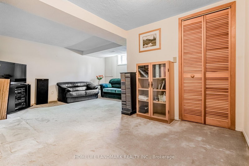 4165 Fieldgate Mississauga,ON L4W 2M9 — Photo 26