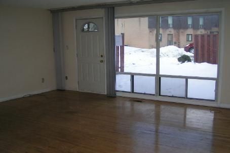 5 - 10 Grandravine Dr, Toronto, M3J1B1 | Image 3