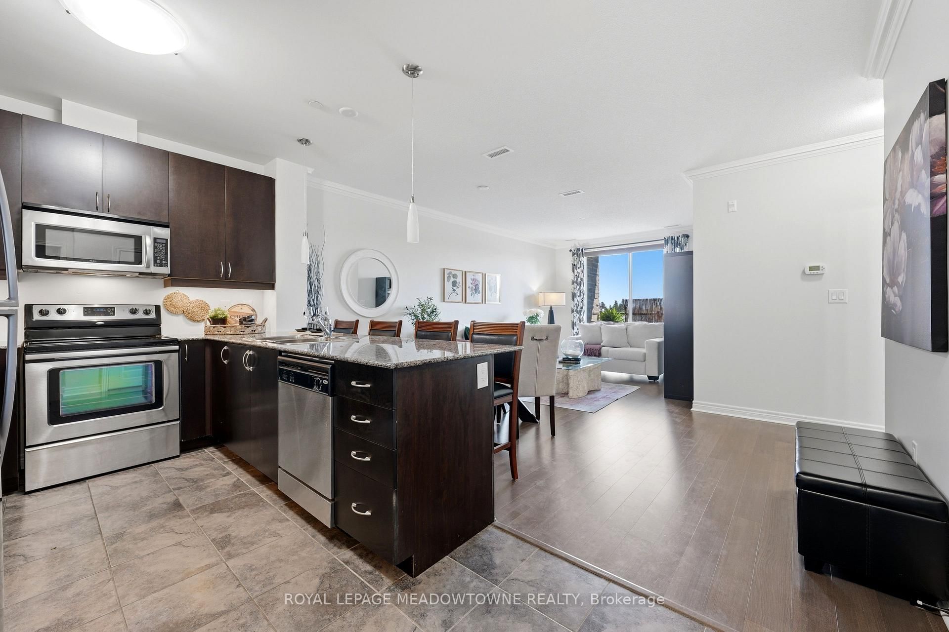 383 Main Street E, Unit 308