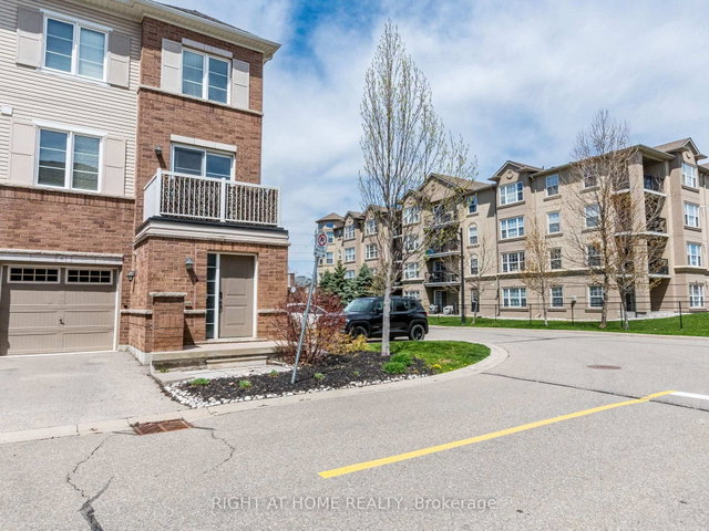 61 - 165 HAMPSHIRE Way