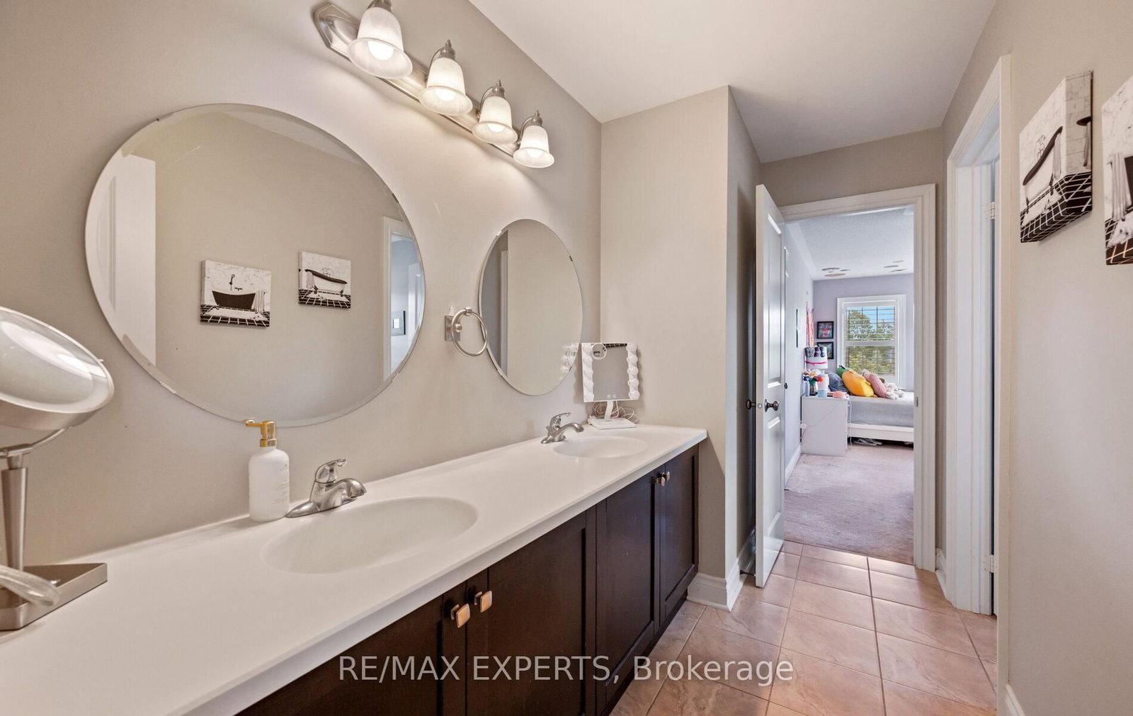 39 Paisley Green Avenue • Caledon, ON photo 27