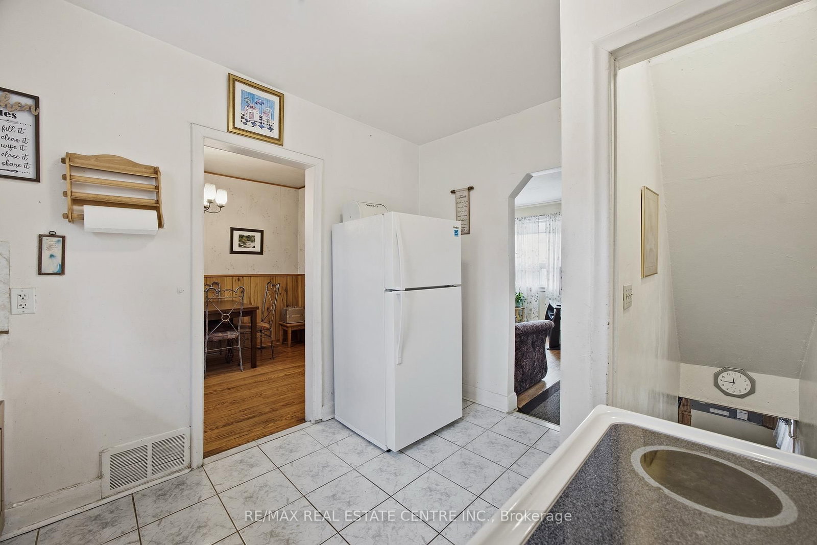 15 Cliff Street • Toronto, ON photo 14