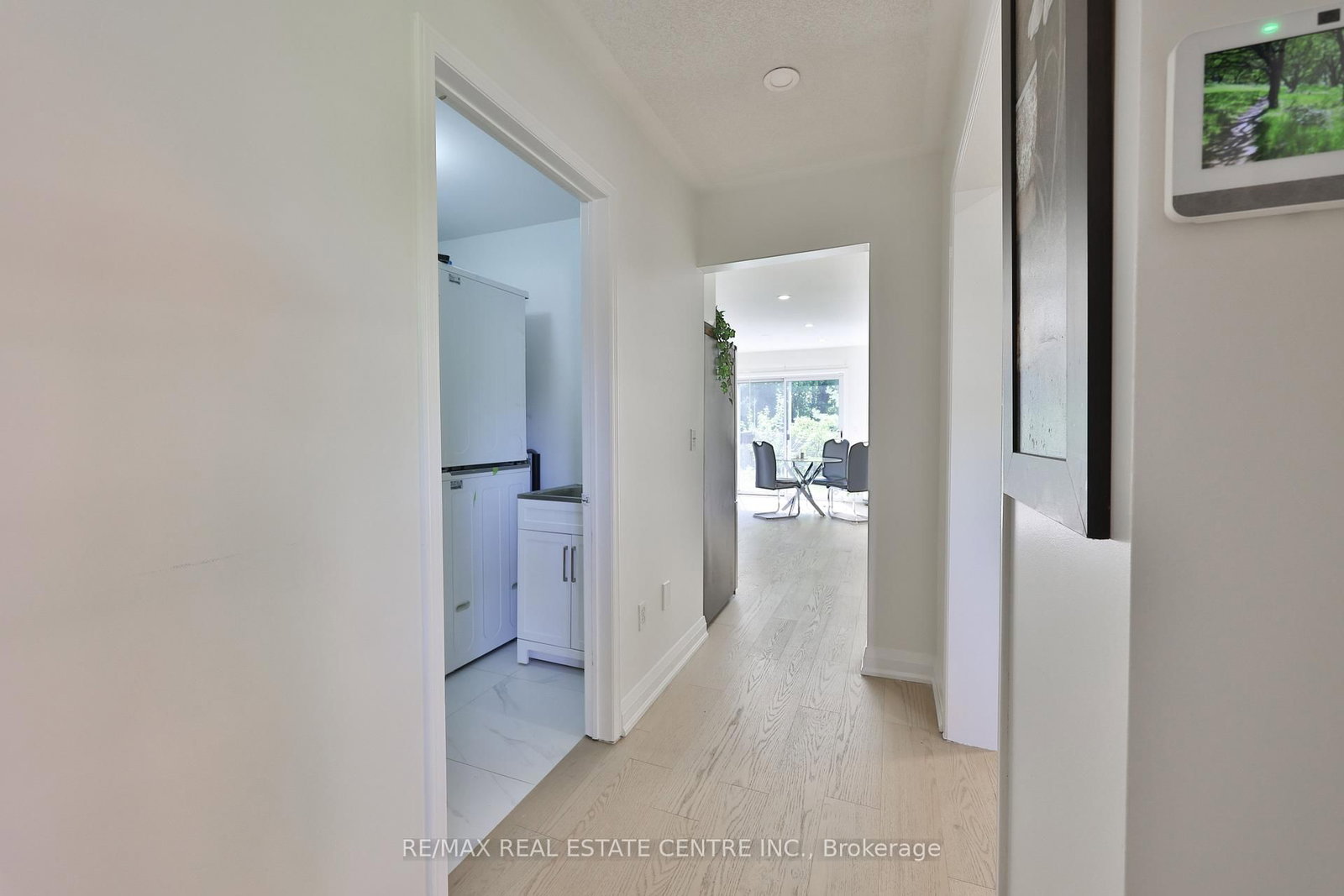3826 forest bluff Crescent • Mississauga, ON photo 7